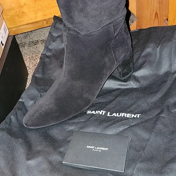 🔥YVES SAINT LAURENT PARIS 38/ 7.5 USA NEW🔥 - Picture 5 of 16